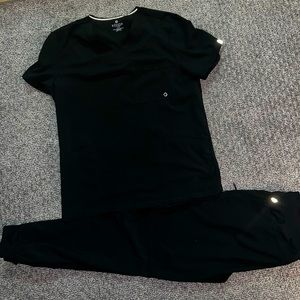 Men’s Cherokee Infinity Scrub set